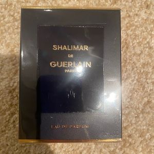 New shalimar de guelain Paris